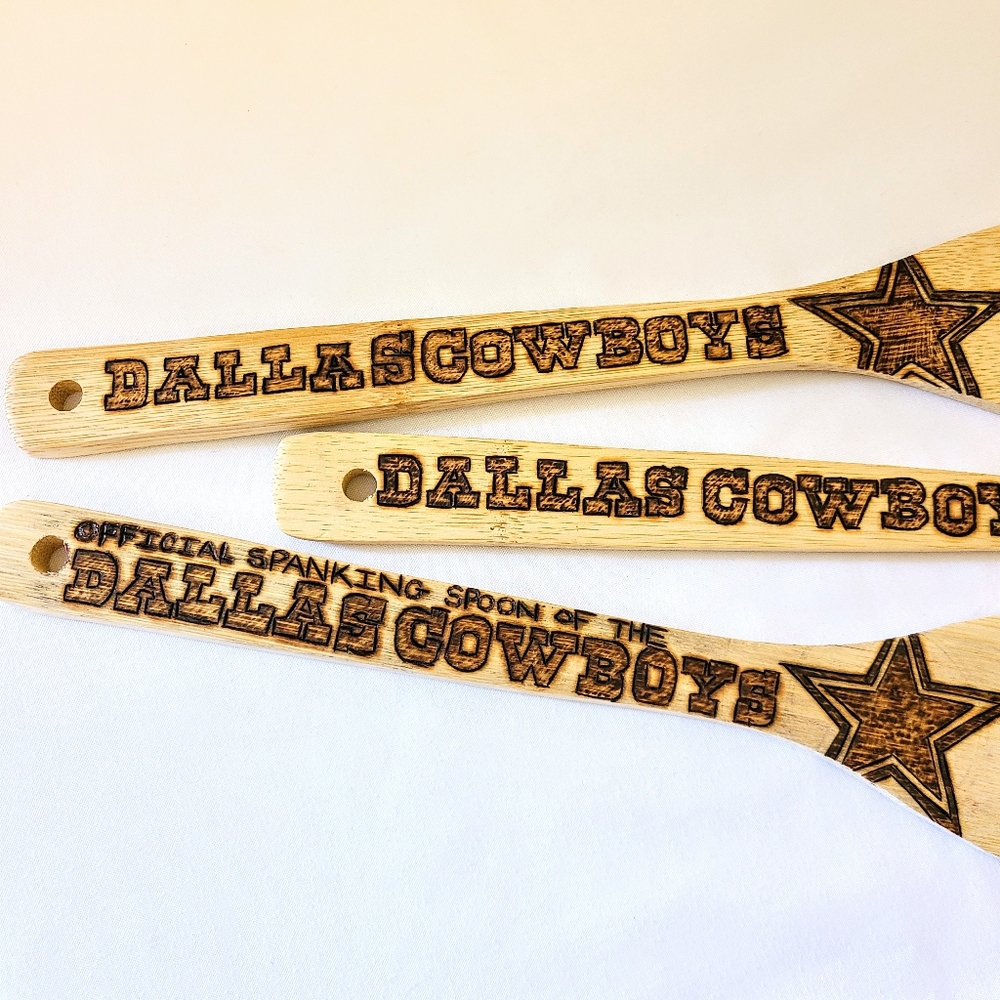 Set of 3: Custom-made Woodburned Bamboo Sports Fan Dallas Cowboys BBQ Utensils - Picture 3 of 3